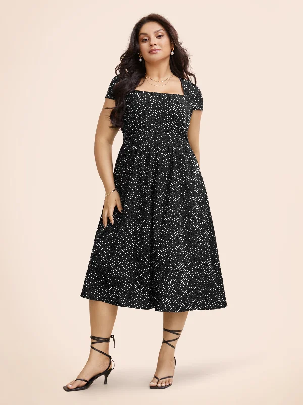 Square Neck Polka Dot Shirred Midi Dress PrettyLittleThing midi dresses